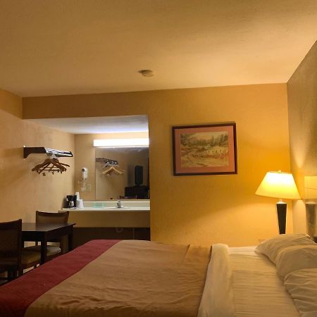 Economy Inn & Suites Hannibal Luaran gambar
